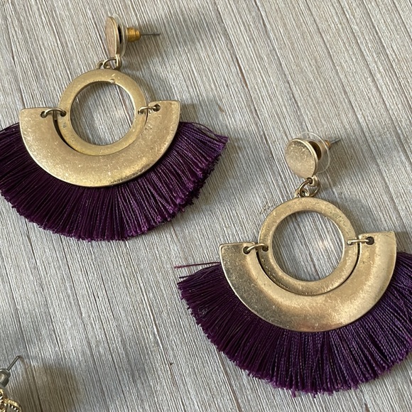 Bundle of gold fashion earrings - Picture 4 of 10